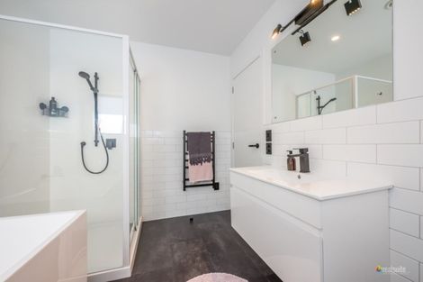 Photo of property in 105 Kirton Drive, Riverstone Terraces, Upper Hutt, 5018