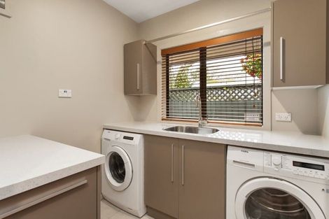 Photo of property in 149 Straven Road, Fendalton, Christchurch, 8014