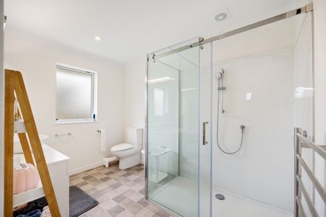 Photo of property in 22 Claremont Crescent, Amberley, 7410