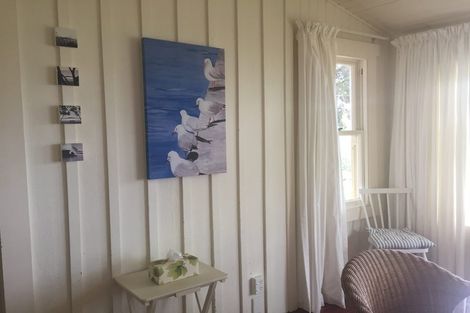 Photo of property in 27 Bournemouth Terrace, Murrays Bay, Auckland, 0630