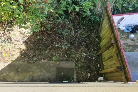 Photo of property in 16a Parsons Glen, Karori, Wellington, 6012