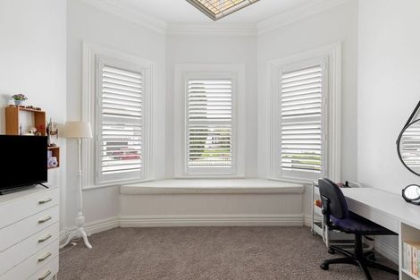 Photo of property in 17 Perrin Place, Kelvin Grove, Palmerston North, 4414