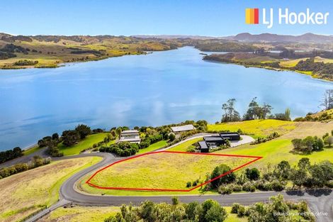 Photo of property in 16a Salt River View Road, Kaiwaka, 0573