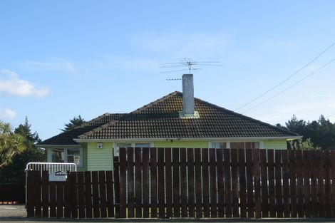 Photo of property in 11a Castor Crescent, Cannons Creek, Porirua, 5024