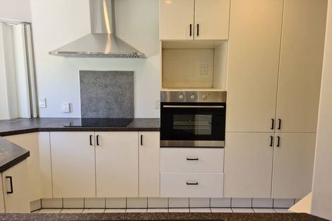 Photo of property in 18 Glenburn Place, Avonhead, Christchurch, 8042