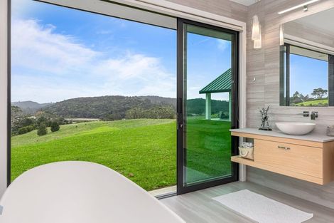 Photo of property in 135 Okura River Road, Okura, Albany, 0792