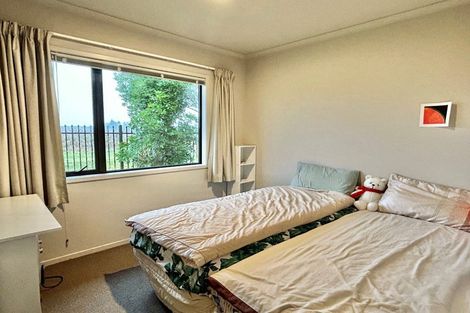 Photo of property in 3 Mcnaughton Place, Onekawa, Napier, 4110