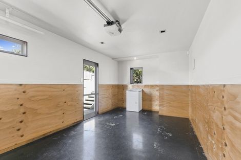 Photo of property in 25 Waverton Terrace, Churton Park, Wellington, 6037