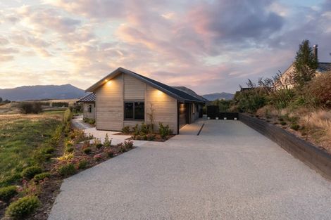 Photo of property in 11 Torridon Court, Jacks Point, Queenstown, 9371