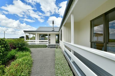 Photo of property in 167 Anderson Road, Helensville, 0875