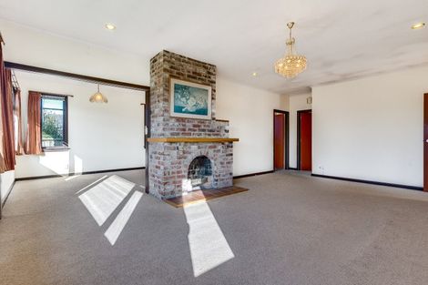 Photo of property in 131 Memorial Avenue, Burnside, Christchurch, 8053