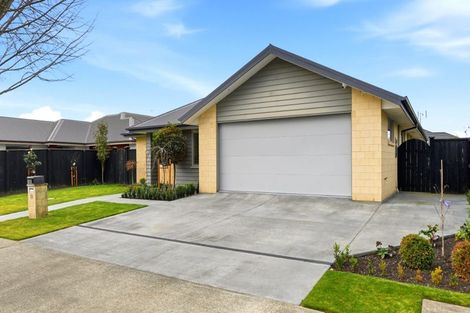 Photo of property in 20 Churchill Drive, Rangiora, 7400