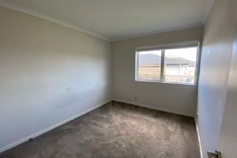 Photo of property in 7 Will Street, Huapai, Kumeu, 0810