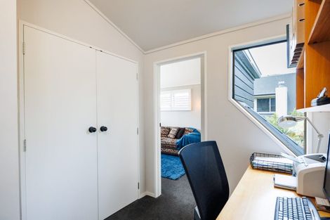 Photo of property in 8 Caccia Birch Lane, Hokowhitu, Palmerston North, 4410