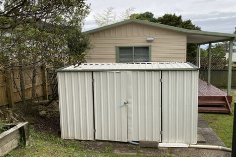 Photo of property in 4 Glenmore Road, Sunnyhills, Auckland, 2010