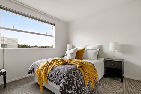 Photo of property in 27a Shackleton Road, Mount Eden, Auckland, 1024