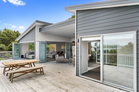 Photo of property in 530a Pahi Road, Pahi, Paparoa, 0571