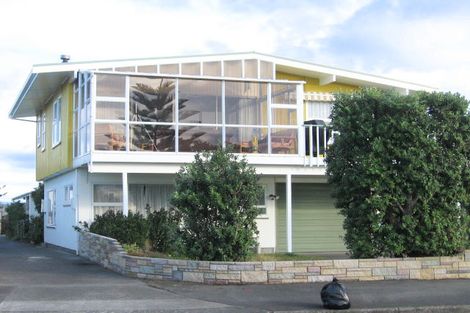 Photo of property in 22 The Esplanade, Westshore, Napier, 4110