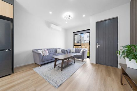Photo of property in 6 Farranfore Road, Opaheke, 2113