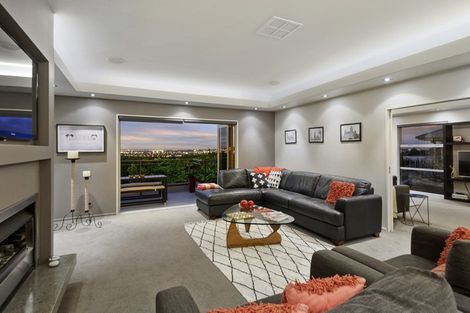 Photo of property in 11 Sasaram Lane, Cashmere, Christchurch, 8022