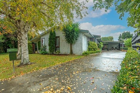 Photo of property in 14 Rakino Place, Awapuni, Palmerston North, 4412