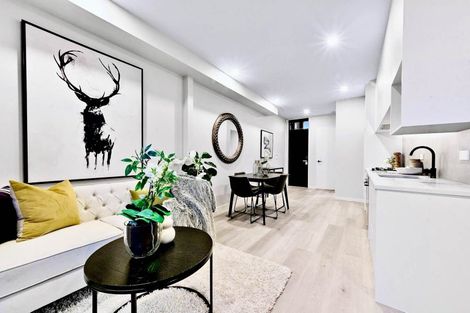 Photo of property in 2d Wood Avenue, Howick, Auckland, 2014