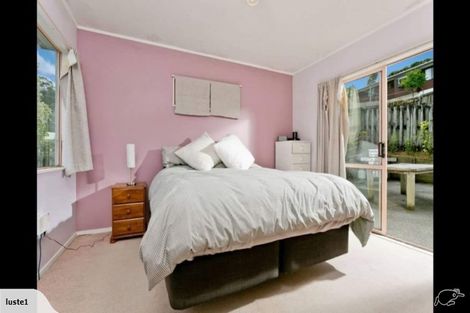 Photo of property in 1/39 Witheford Drive, Bayview, Auckland, 0629