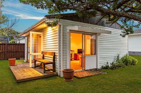Photo of property in 22 Tabitha Crescent, Henderson, Auckland, 0612