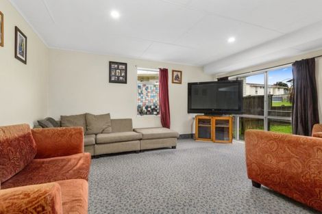 Photo of property in 8 Yemen Place, Ascot Park, Porirua, 5024