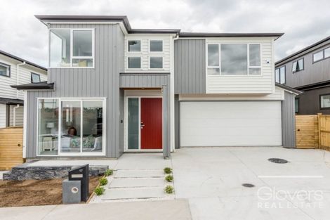 Photo of property in 17 Kearns Drive, Hobsonville, Auckland, 0616