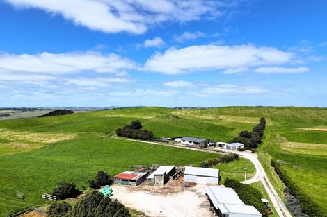 Photo of property in Rehutai Road, Baylys Beach, Dargaville, 0377