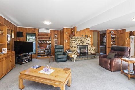Photo of property in 138 Atawhai Road, Fitzherbert, Palmerston North, 4410