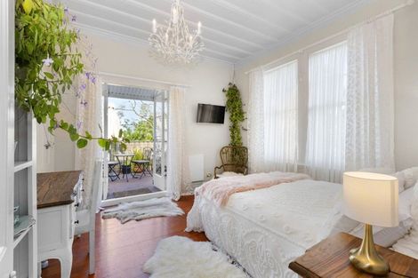 Photo of property in 23 Main Road, Raglan, 3225