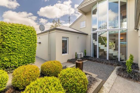 Photo of property in 9a Weka Street, Fendalton, Christchurch, 8041