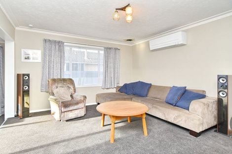 Photo of property in 9 Wildwood Avenue, Wainoni, Christchurch, 8061