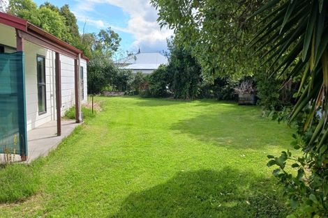 Photo of property in 4 Allens Lane, Clive, 4102