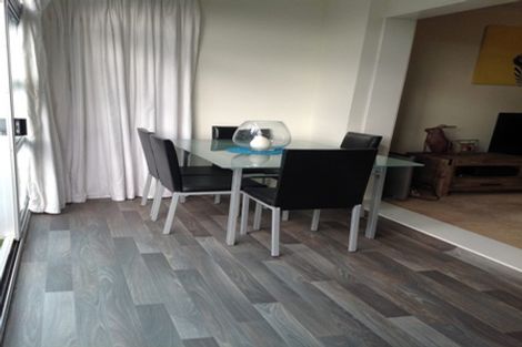 Photo of property in 2/221 Hurstmere Road, Takapuna, Auckland, 0622