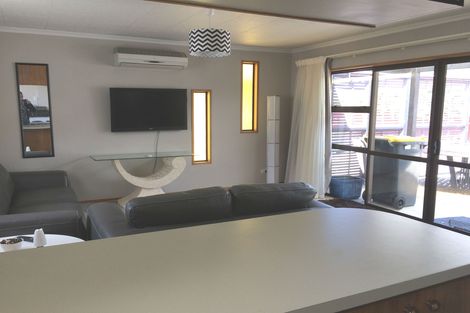 Photo of property in 15 Coughtrey Street, Saint Clair, Dunedin, 9012