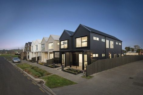 Photo of property in 32 Yellow Pear Lane, Karaka, 2578