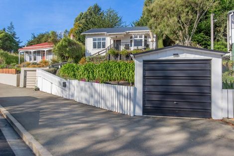 Photo of property in 109 Kaikorai Valley Road, Glenross, Dunedin, 9011