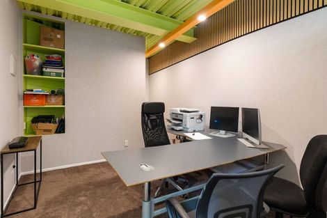 Photo of property in 35 Grumman Lane, Newlands, Wellington, 6037