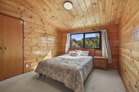 Photo of property in 205 Whangaparaoa Road, Red Beach, 0932