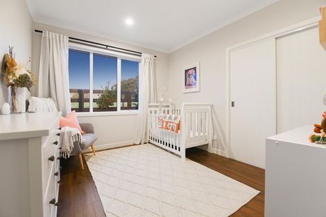 Photo of property in 24 Clifford Close, Leamington, Cambridge, 3432