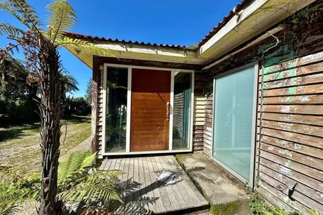 Photo of property in 17 Tongaporutu Road, Ohura, 3926