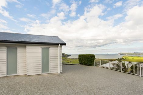 Photo of property in 152 Centennial Drive, Whitianga, 3510
