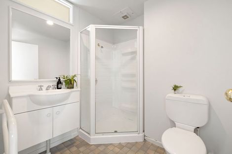 Photo of property in 76a Panorama Terrace, Queenstown, 9300