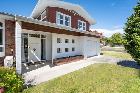 Photo of property in 27 Oregon Drive, Rainbow Point, Taupo, 3330