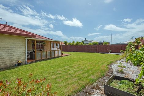 Photo of property in 72 Parnell Heights, Kelvin Grove, Palmerston North, 4414
