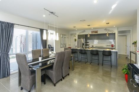 Photo of property in 80 Orotu Drive, Poraiti, Napier, 4112