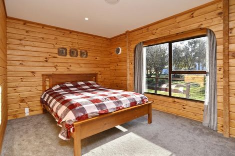 Photo of property in 194 Fishers Road, Loburn, Rangiora, 7473